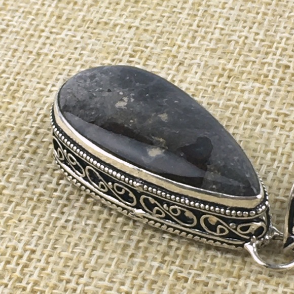 Jasper Stone Pendant Necklace - Picture 7 of 8